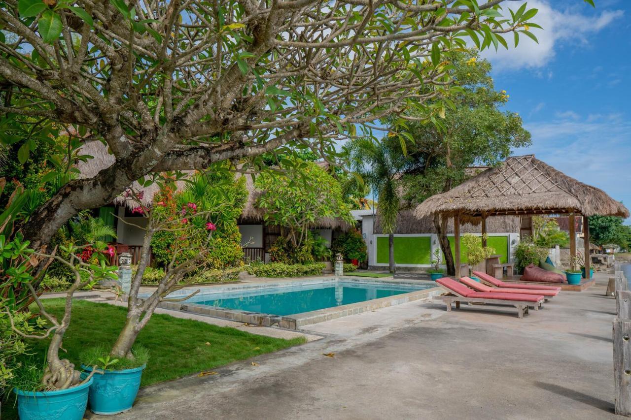 Krisna Bungalows And Restaurant Sekotong Exterior photo