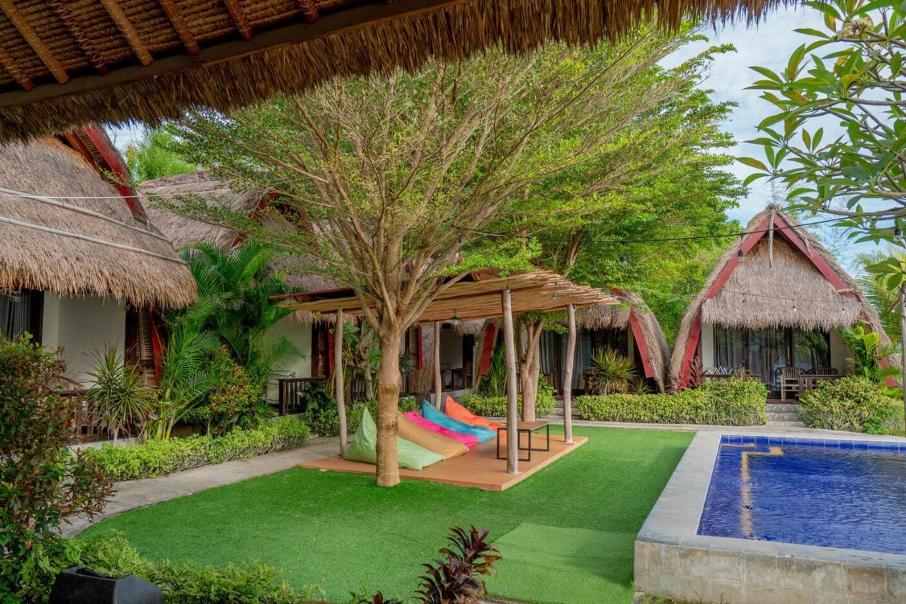 Krisna Bungalows And Restaurant Sekotong Exterior photo