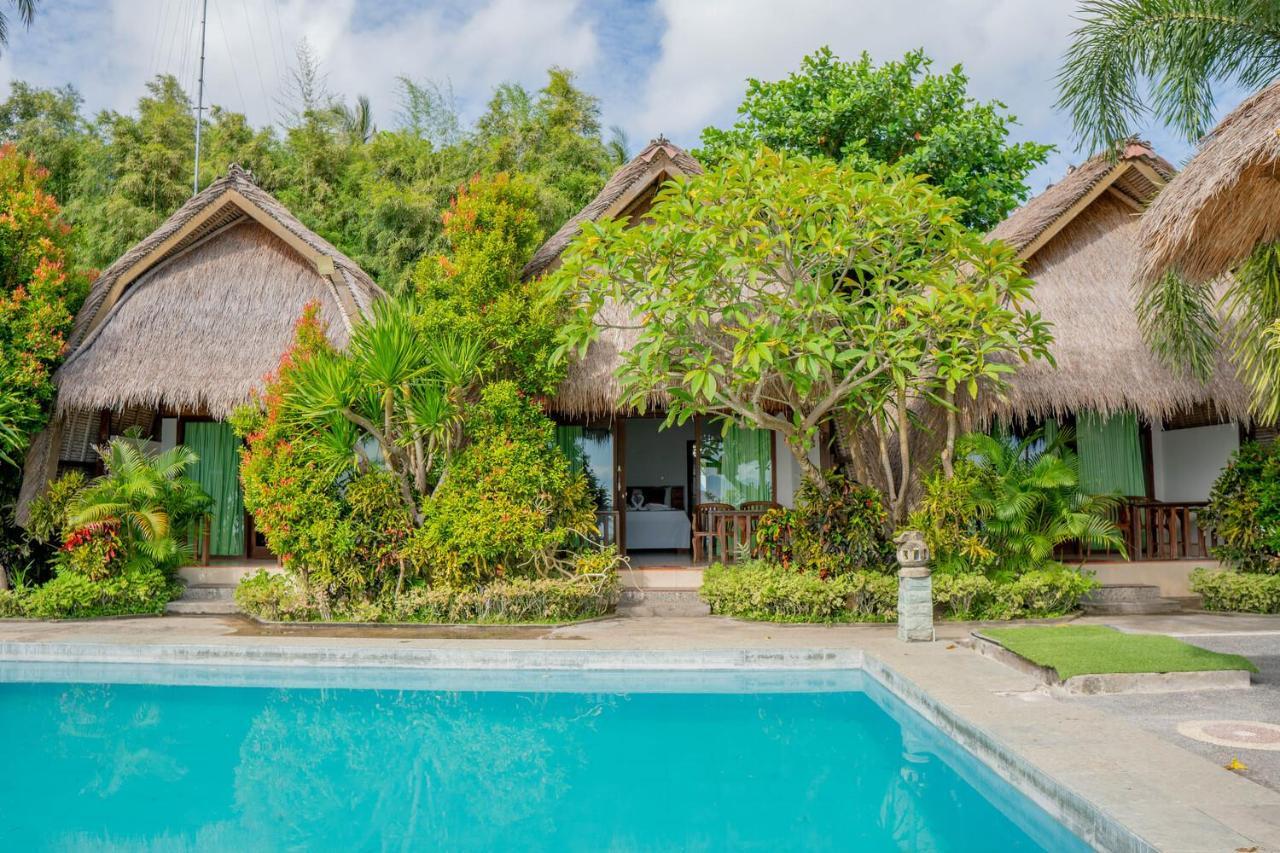 Krisna Bungalows And Restaurant Sekotong Exterior photo