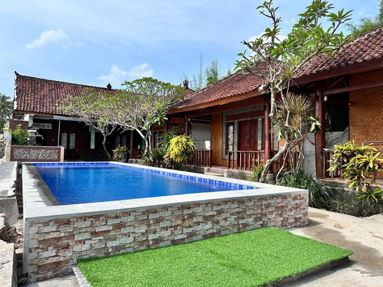 Krisna Bungalows And Restaurant Sekotong Exterior photo