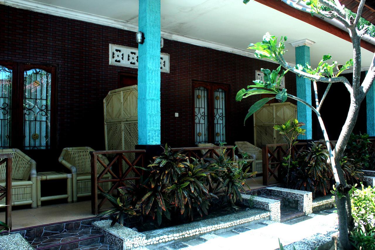Krisna Bungalows And Restaurant Sekotong Room photo