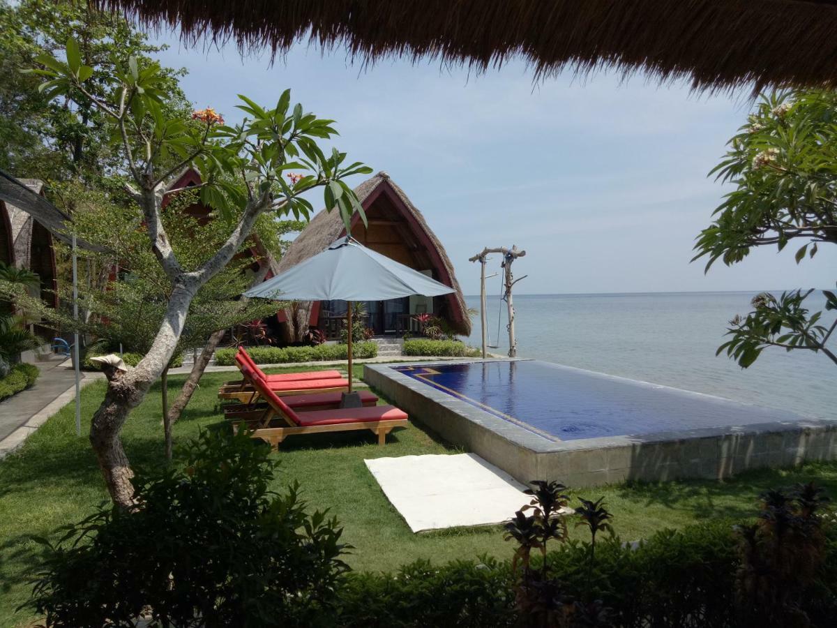 Krisna Bungalows And Restaurant Sekotong Exterior photo
